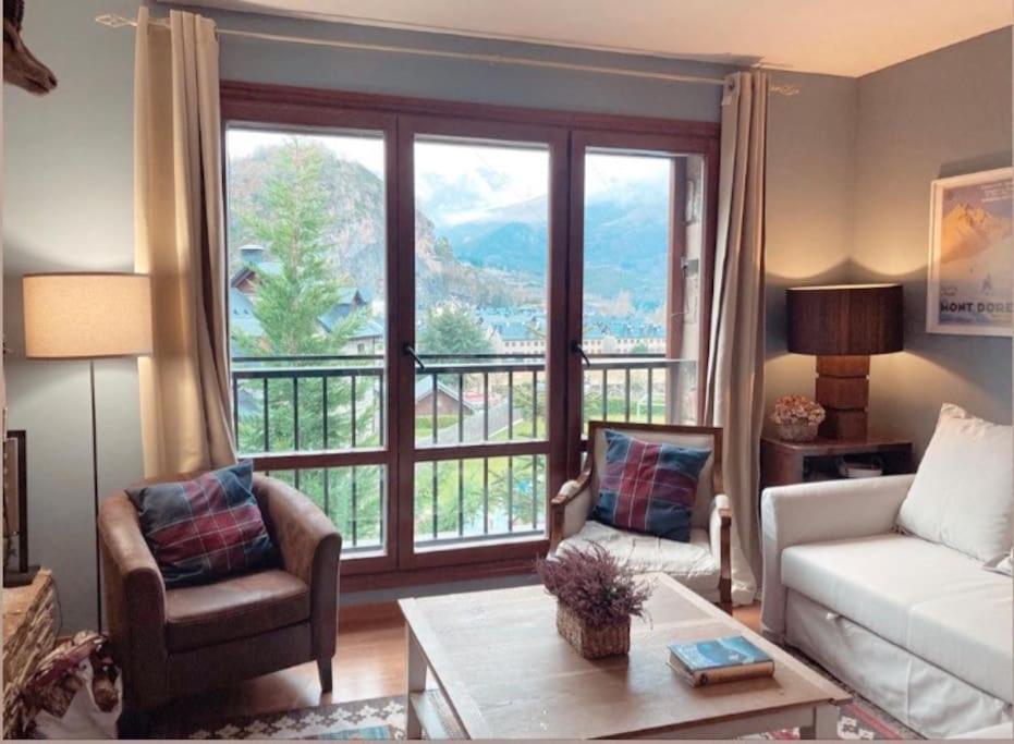 Elegante Apartamento En Escarrilla Con Vistas Al Valle Exterior photo